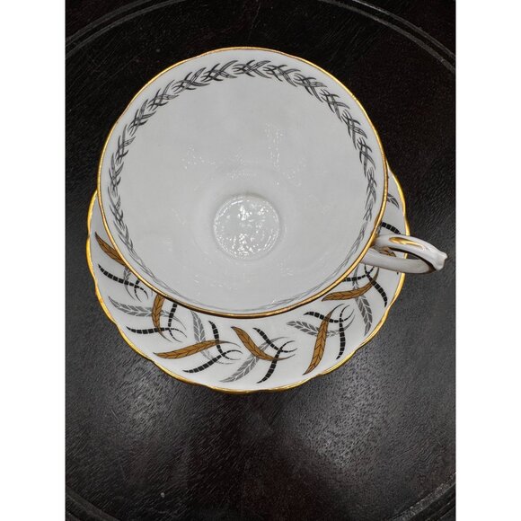 Vintage Tuscan England Bone China Teacup & Saucer Set With Gold & Black Feather - Picture 3 of 10